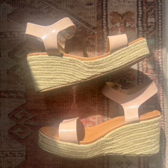 Light Pink Patent Leather Wedges by Qupid - Picture 3 of 7